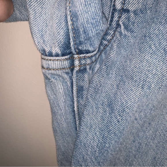Aritzia Denim Forum The Farrah Hi-Rise Wide Leg Jean 24 - Picture 9 of 14